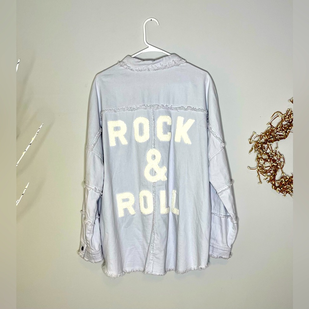 Super cute boutique item! Long sleeve snap buttons "Rock & Roll" shirt Size L